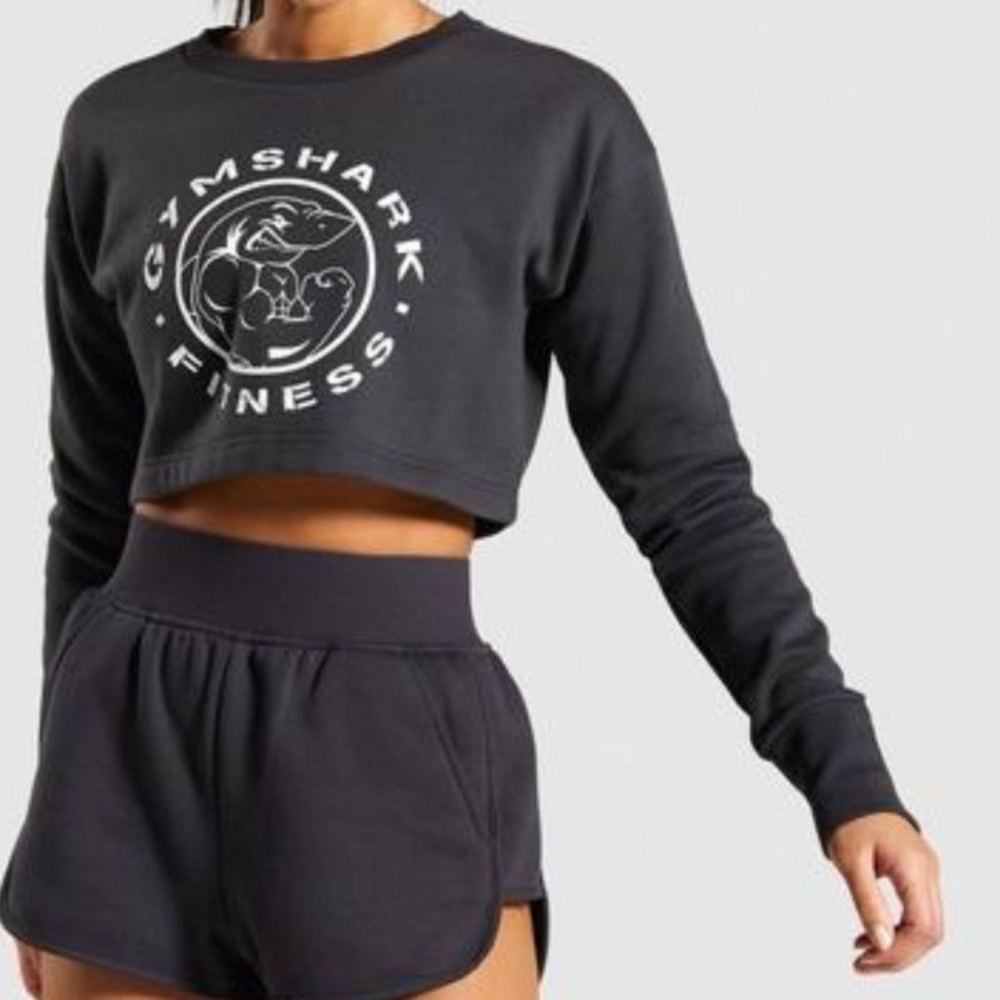 Gym Shark Legacy Cropped Sweater in Washed Black